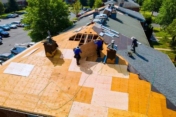 What to Expect During a Roof Replacement in Prattville