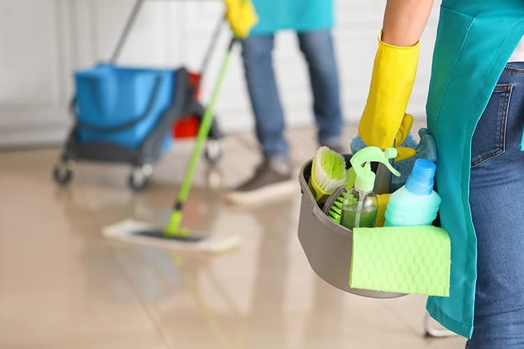 How Commercial Cleaning Services in Fort Lauderdale Help Reduce Operational Costs