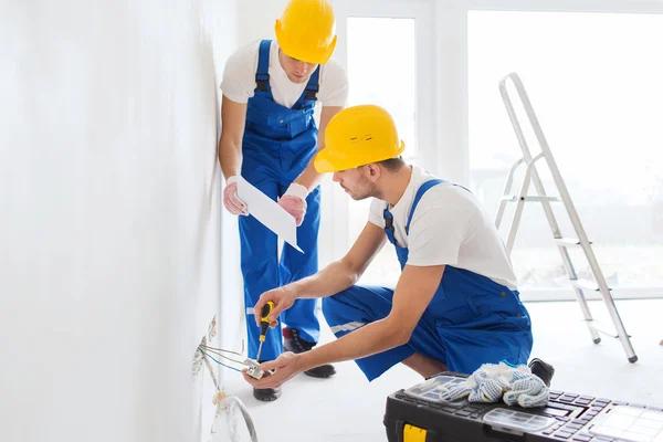 Best electrical contractors in vancouver for residential and commercial projects