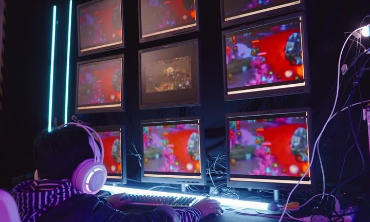 Online Casino Games That Attract Most Players