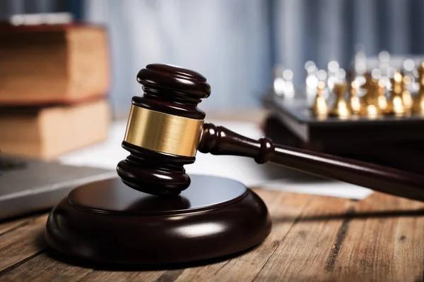 Why Every Lawyer Needs an Attorney Referral Network